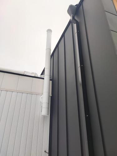 Приставные трубы( не проходят через софиты)